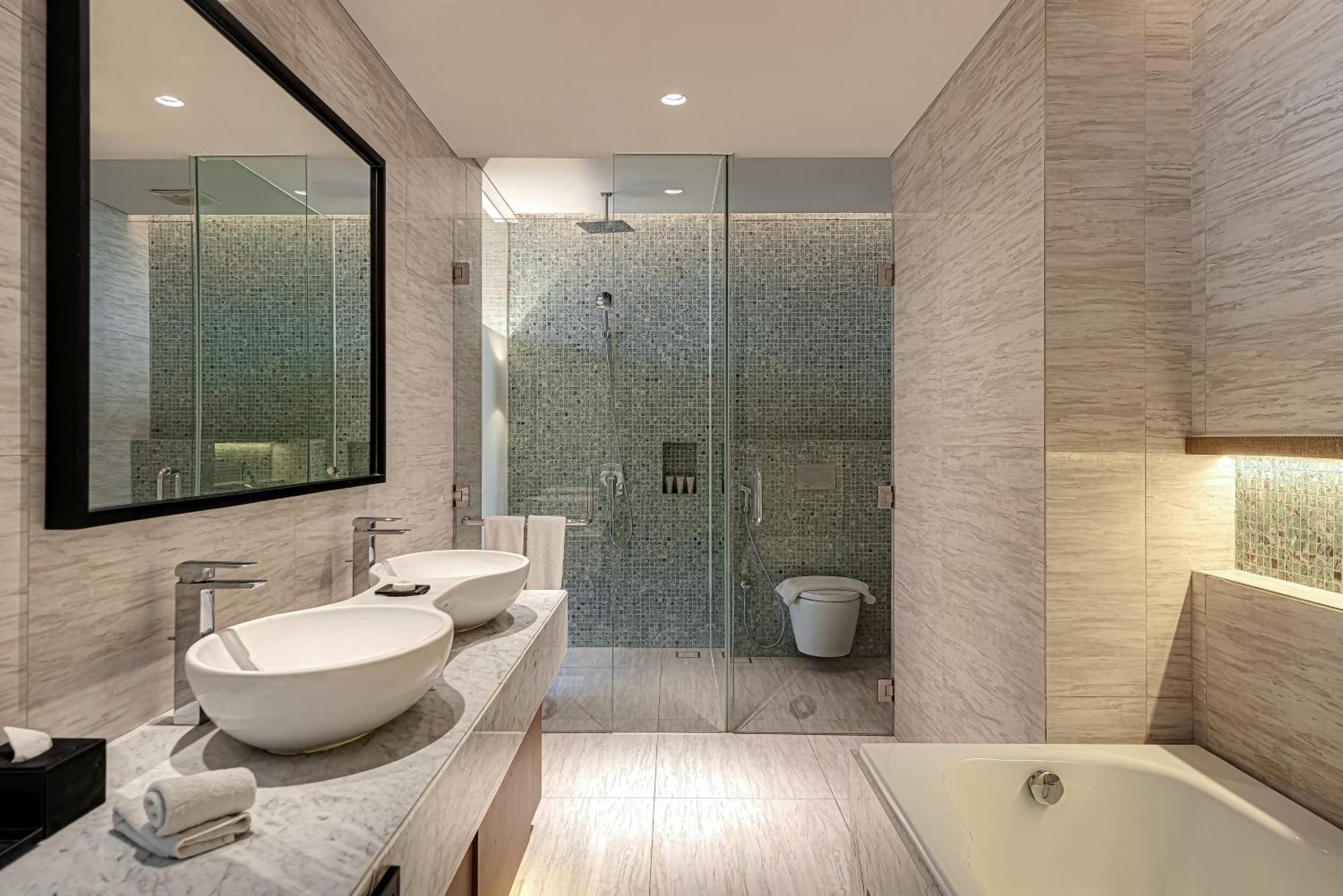 Whiz Luxe Hotel Spazio Сурабая Экстерьер фото